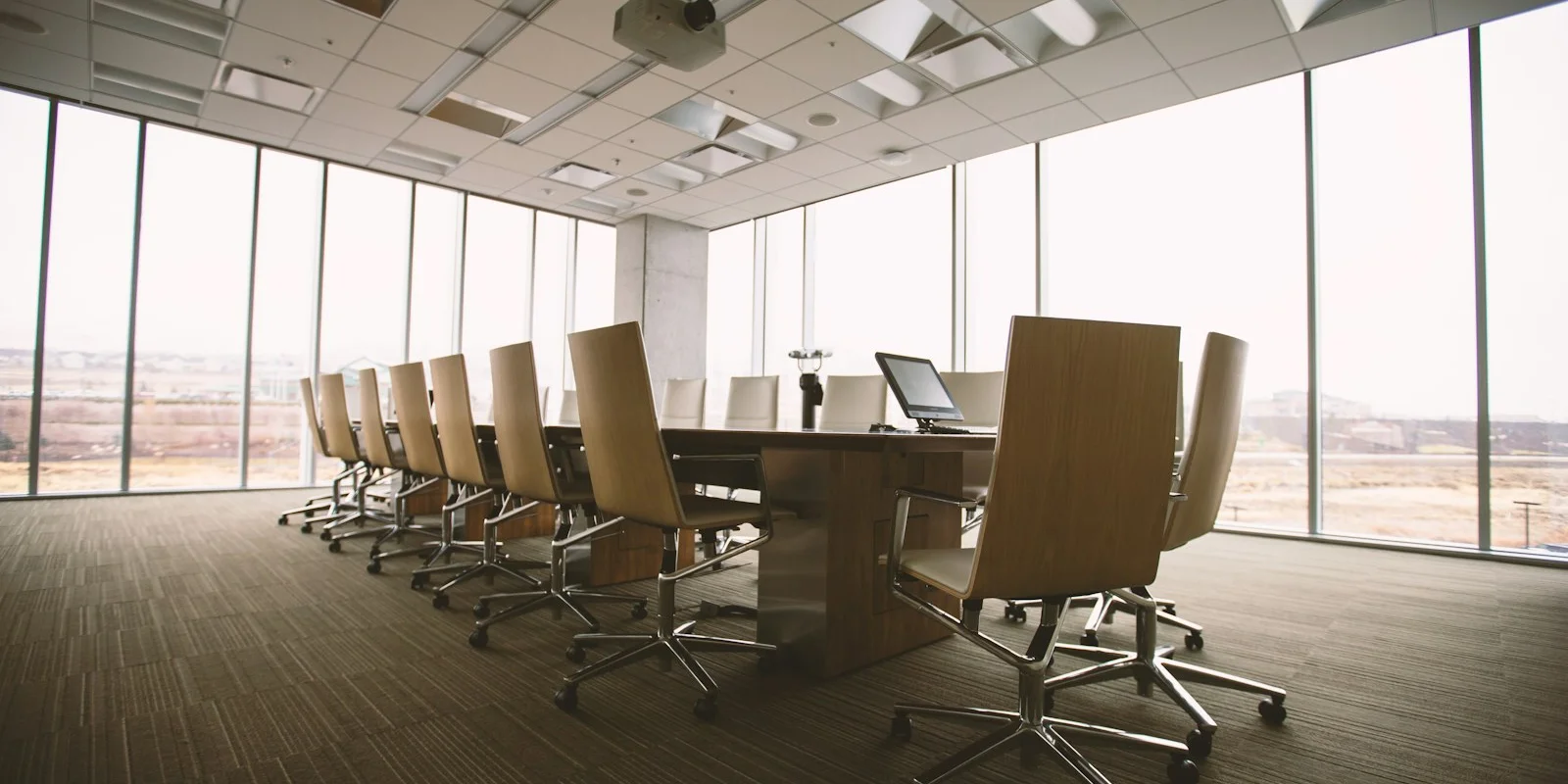 HOA clubhouse and common area cleaning: a guide for boards